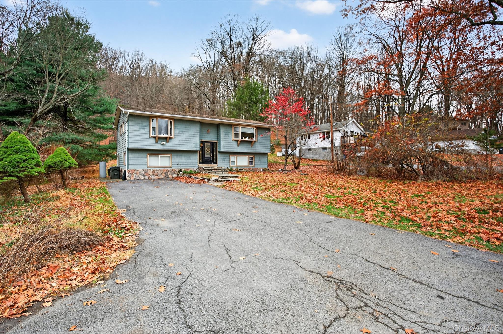 39 Peddler Hill Road Property Photo 2