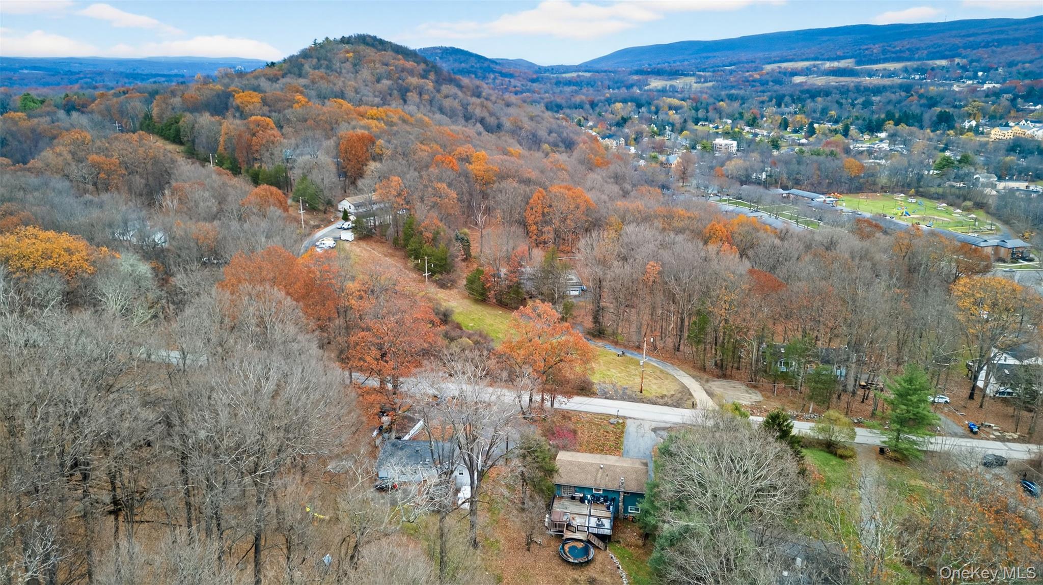 39 Peddler Hill Road Property Photo 28