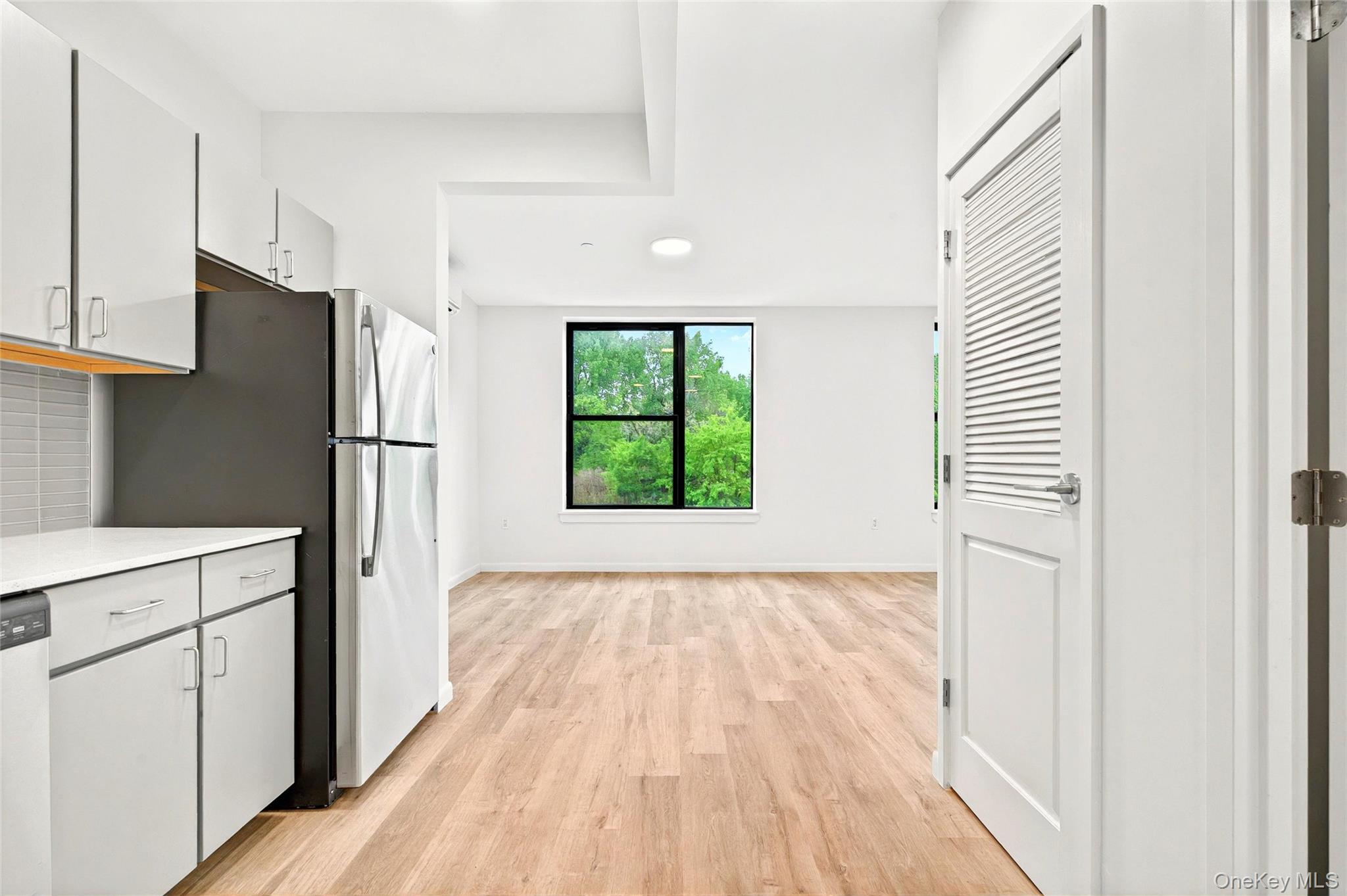 355 Bronx River Avenue 4b Property Photo 15