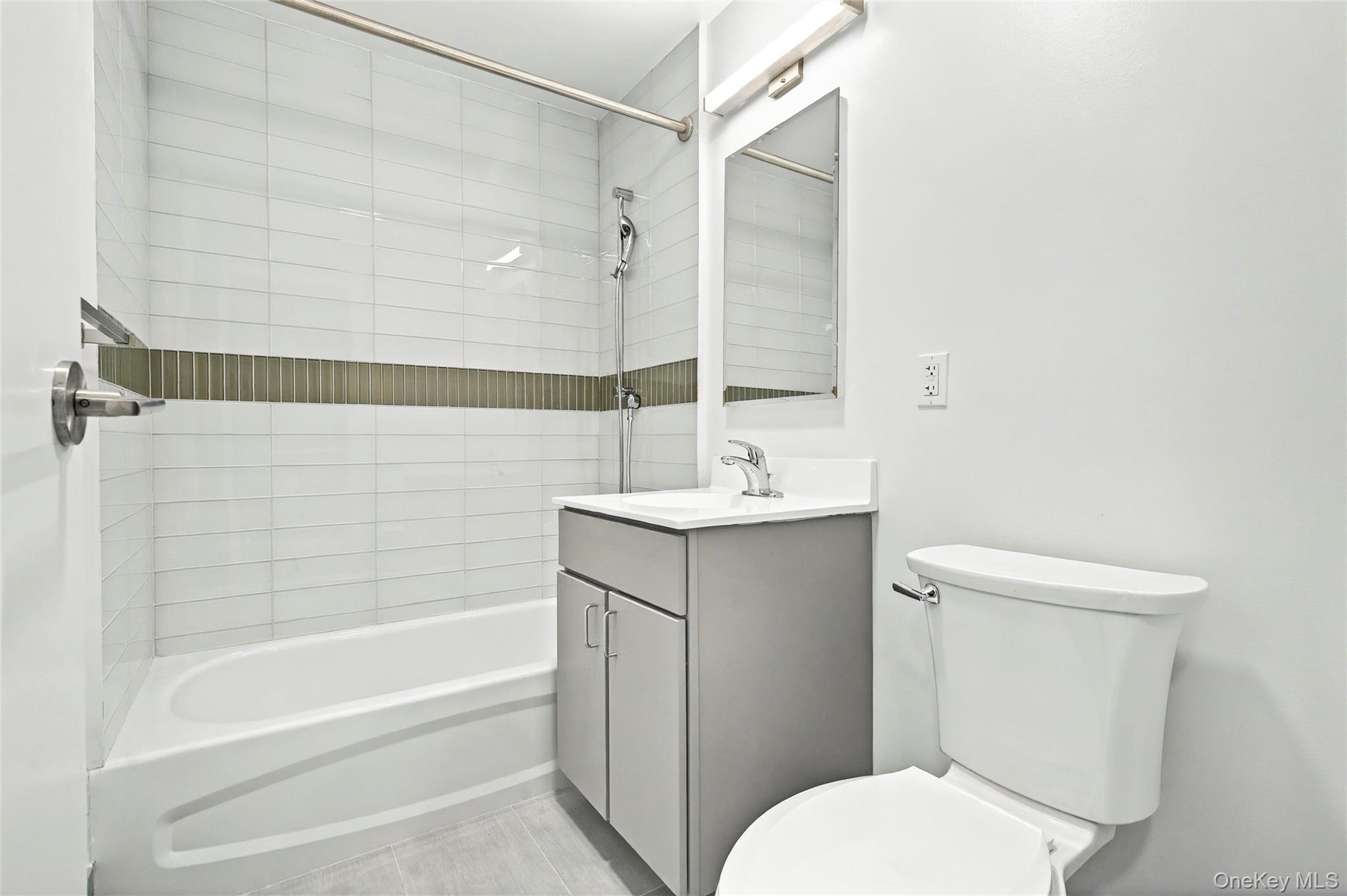 355 Bronx River Avenue 4b Property Photo 20
