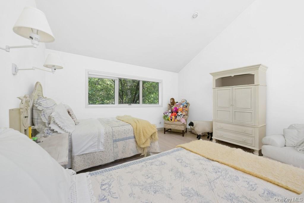 61 Hidden Cove Court Property Photo 19