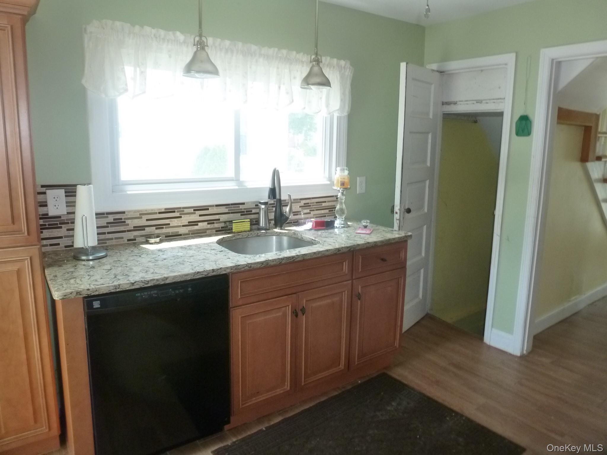 80 Beattie Avenue Property Photo 11