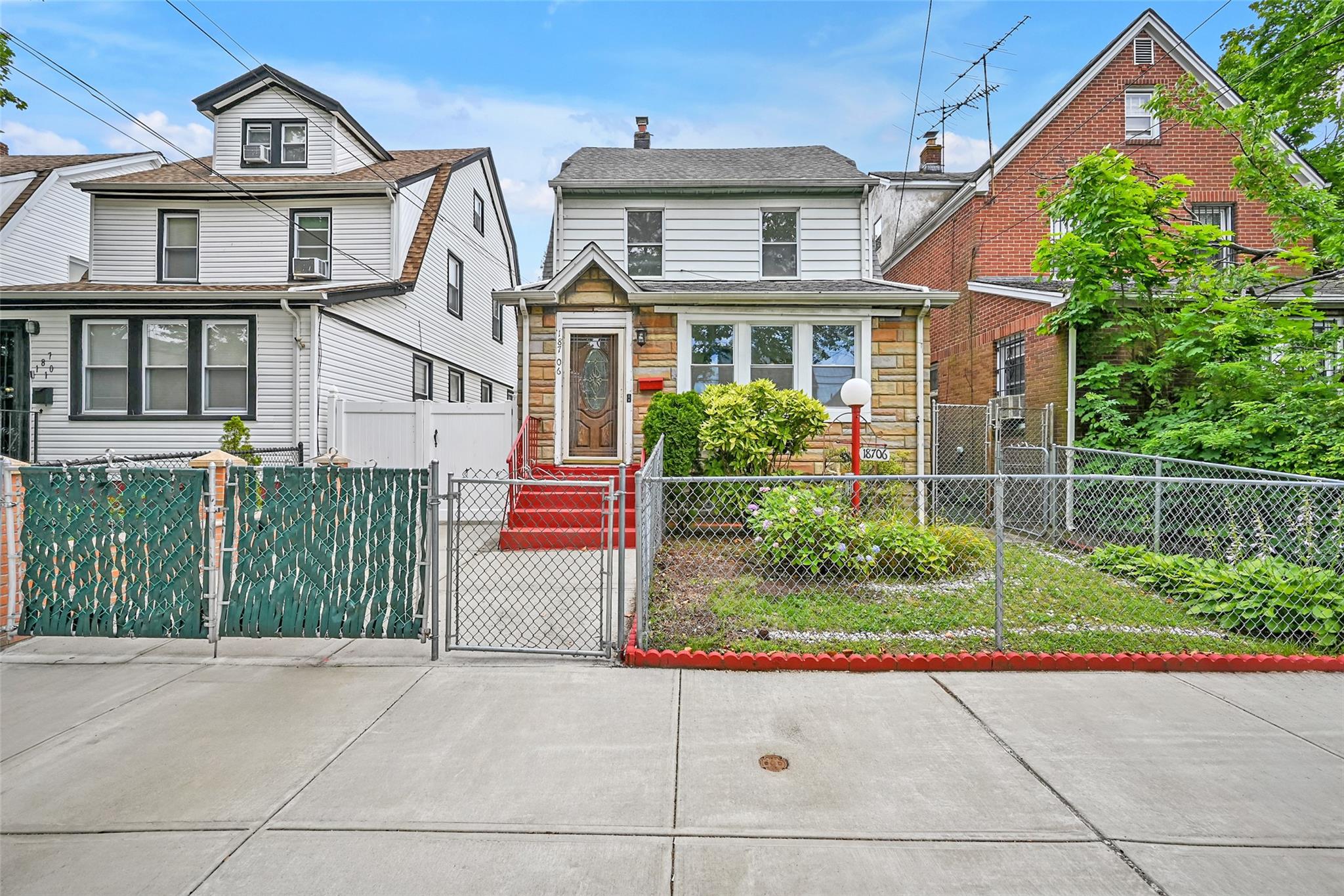 18706 Keeseville Avenue Property Photo 1