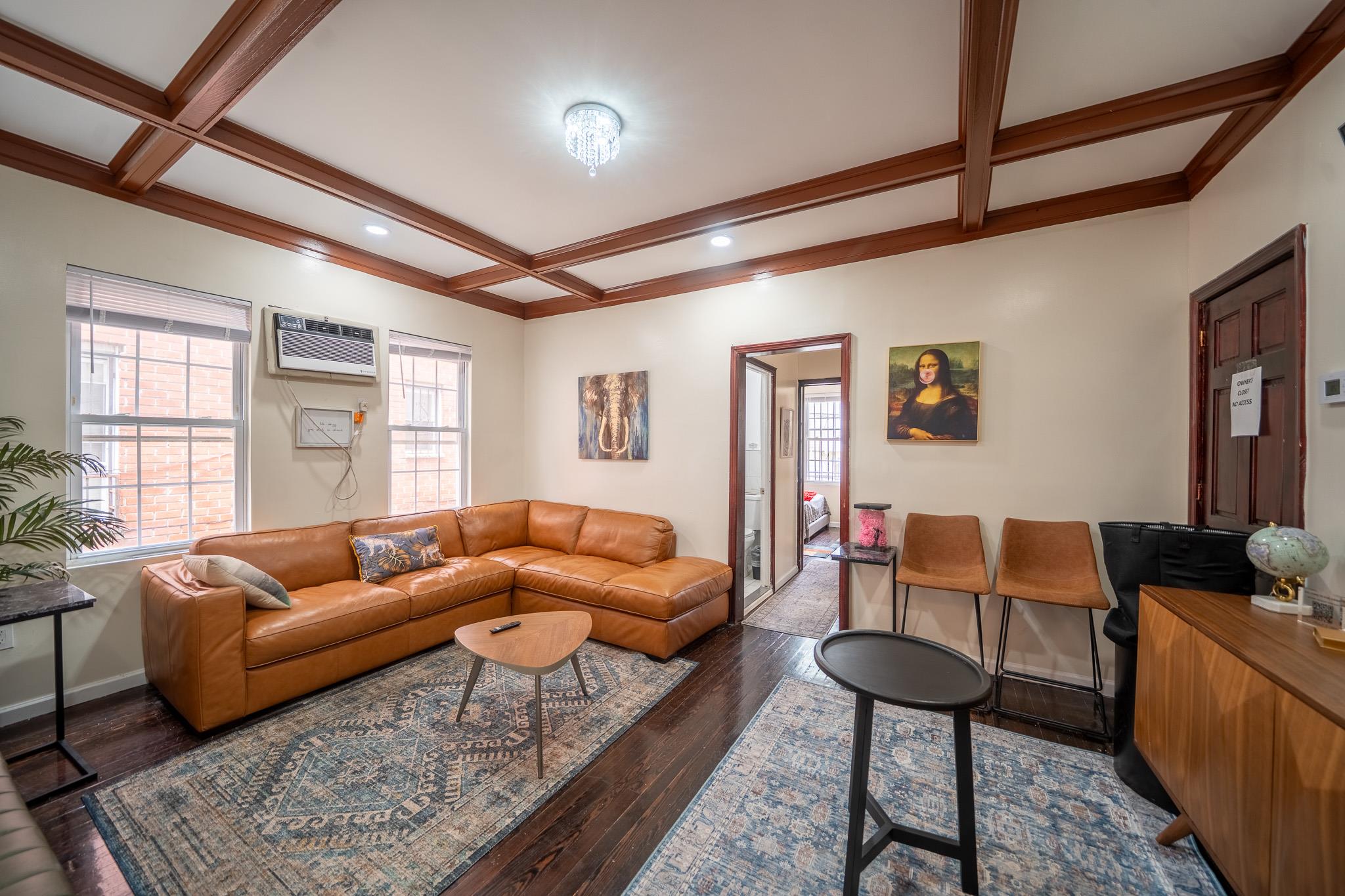 10421 Lefferts Boulevard Property Photo 5