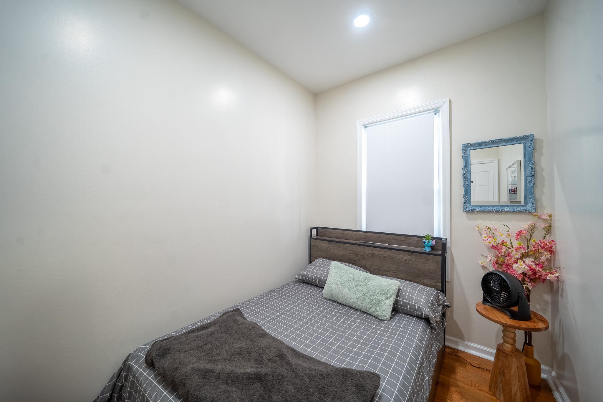 10421 Lefferts Boulevard Property Photo 23