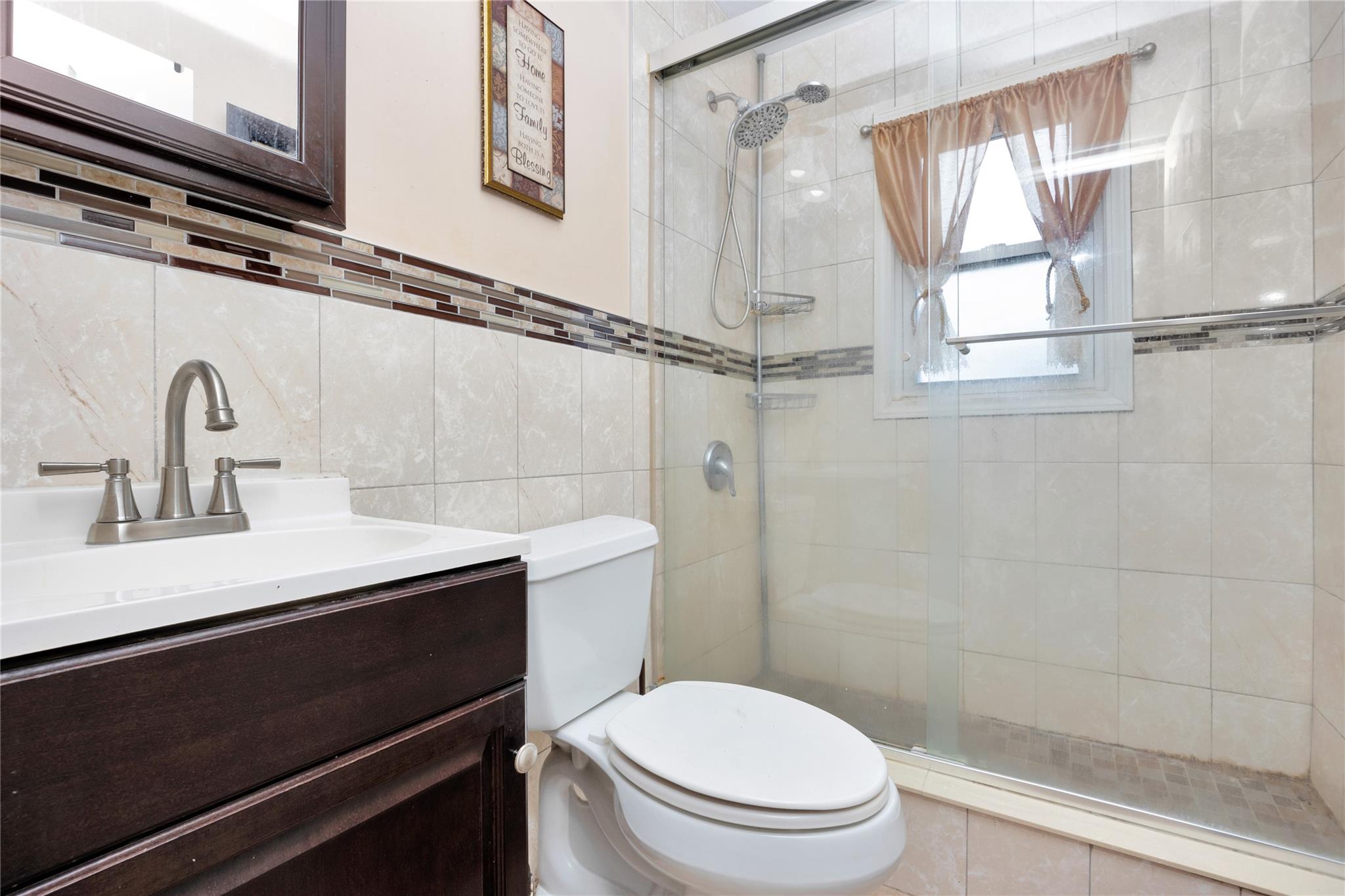 14717 N Conduit Avenue Property Photo 18