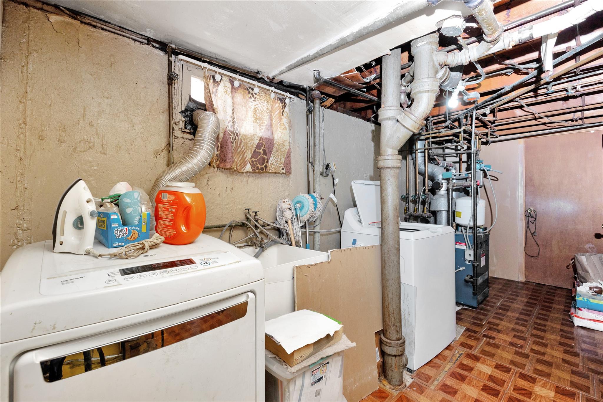 14717 N Conduit Avenue Property Photo 24