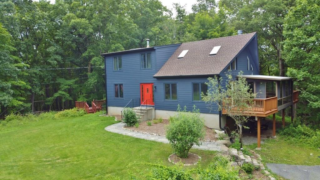 107 Lane Gate Road Property Photo 1