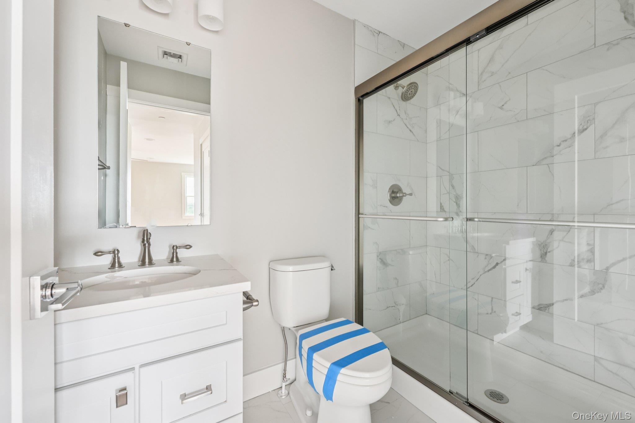 90 University Avenue Property Photo 18