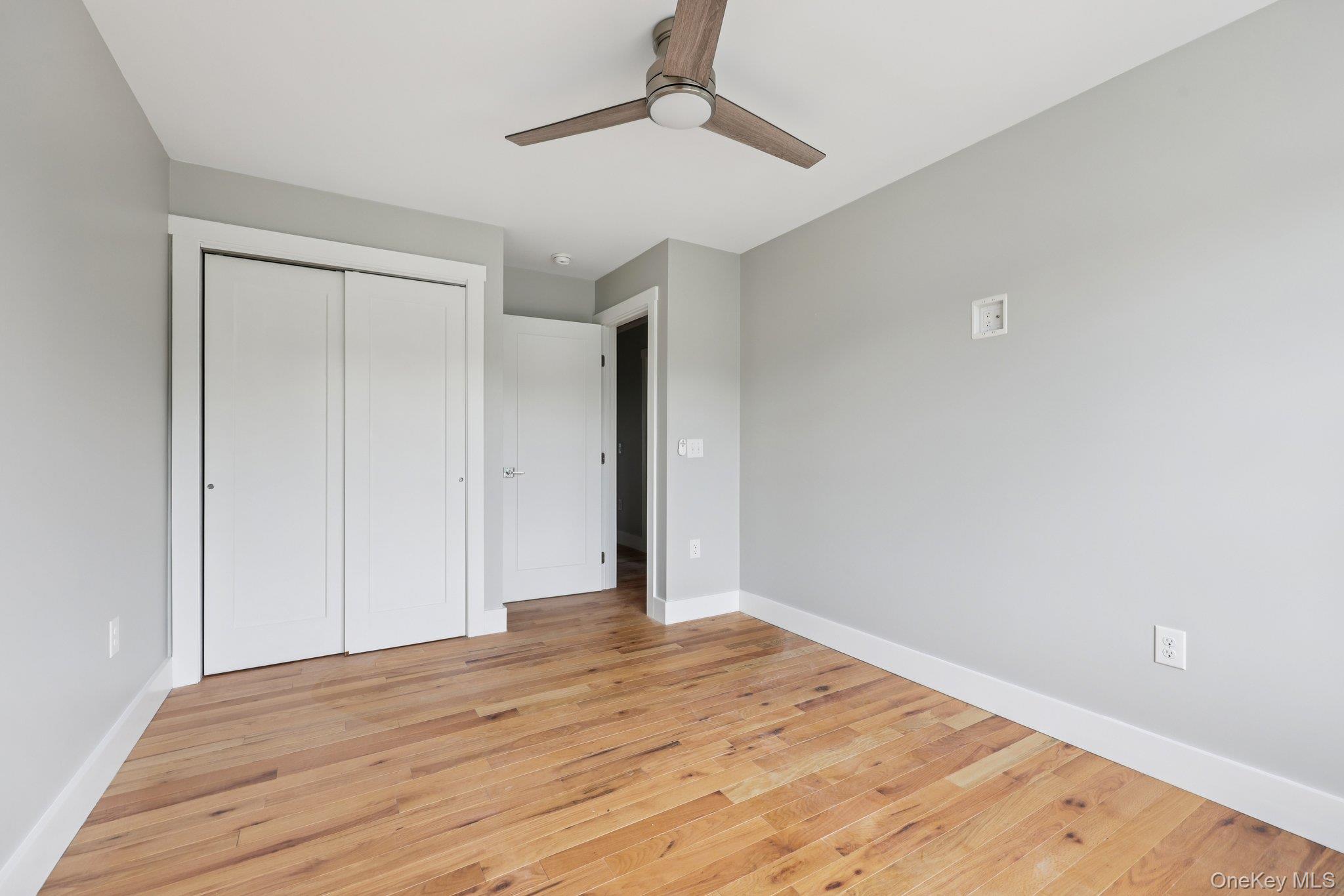 90 University Avenue Property Photo 21