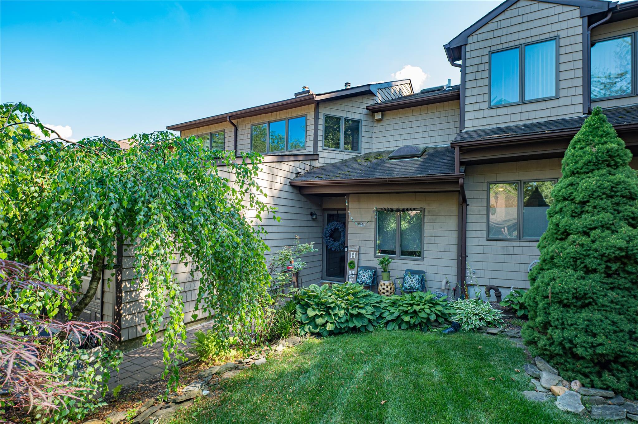 60 Jeremy Circle Property Photo 1