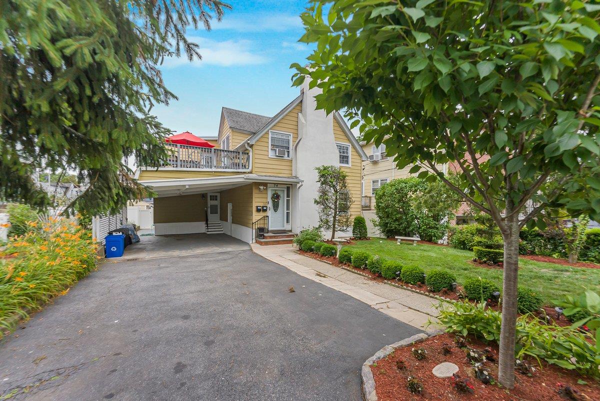 74 Borcher Avenue Property Photo 2