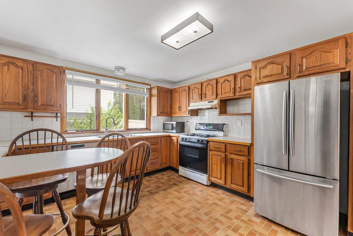 74 Borcher Avenue Property Photo 4