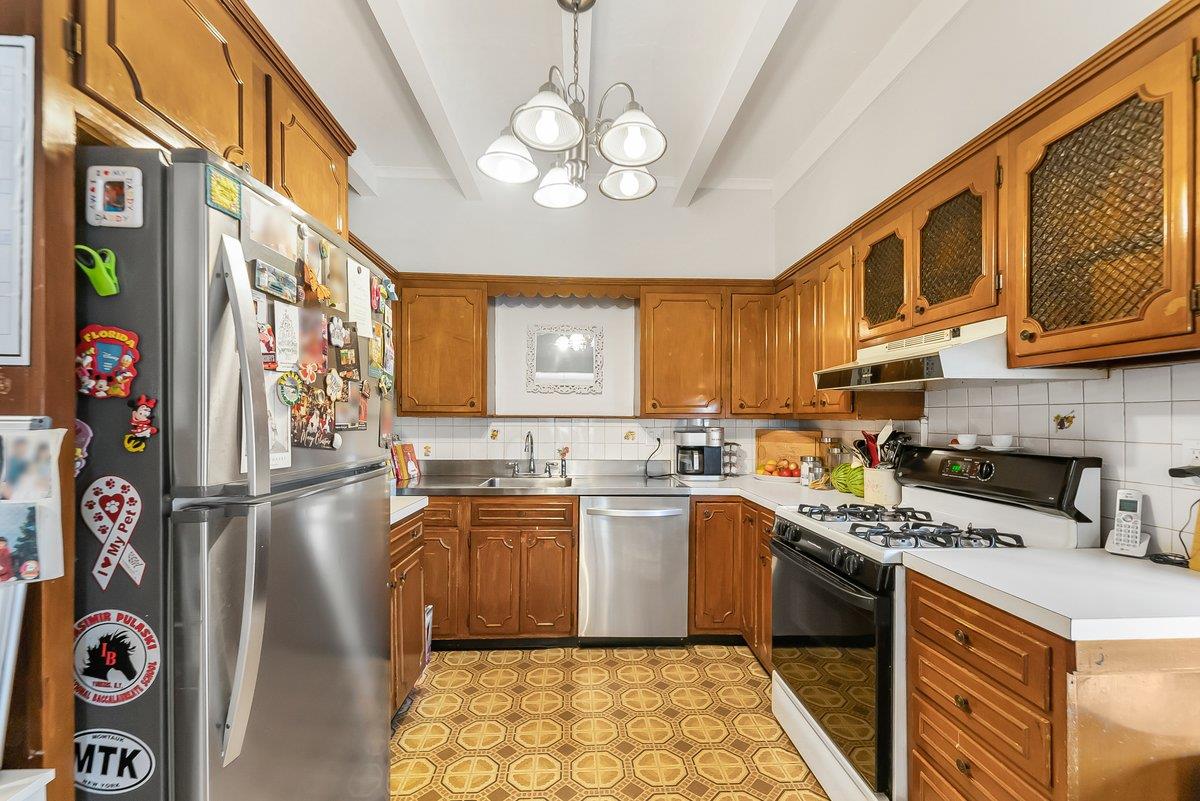 74 Borcher Avenue Property Photo 18