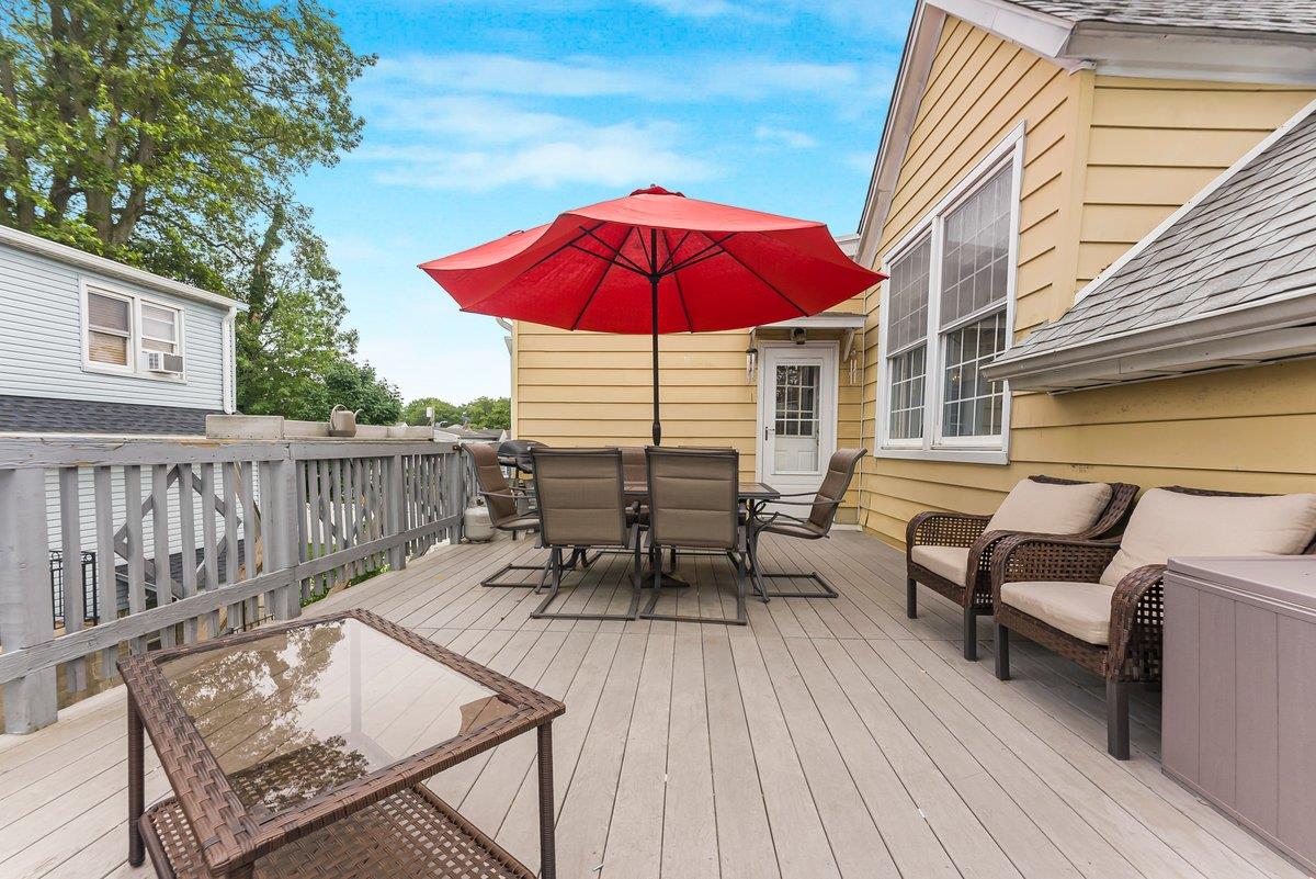 74 Borcher Avenue Property Photo 33