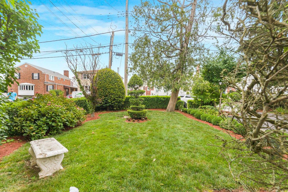 74 Borcher Avenue Property Photo 37