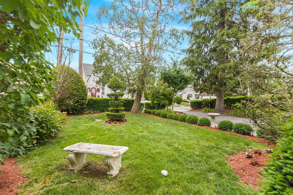 74 Borcher Avenue Property Photo 38