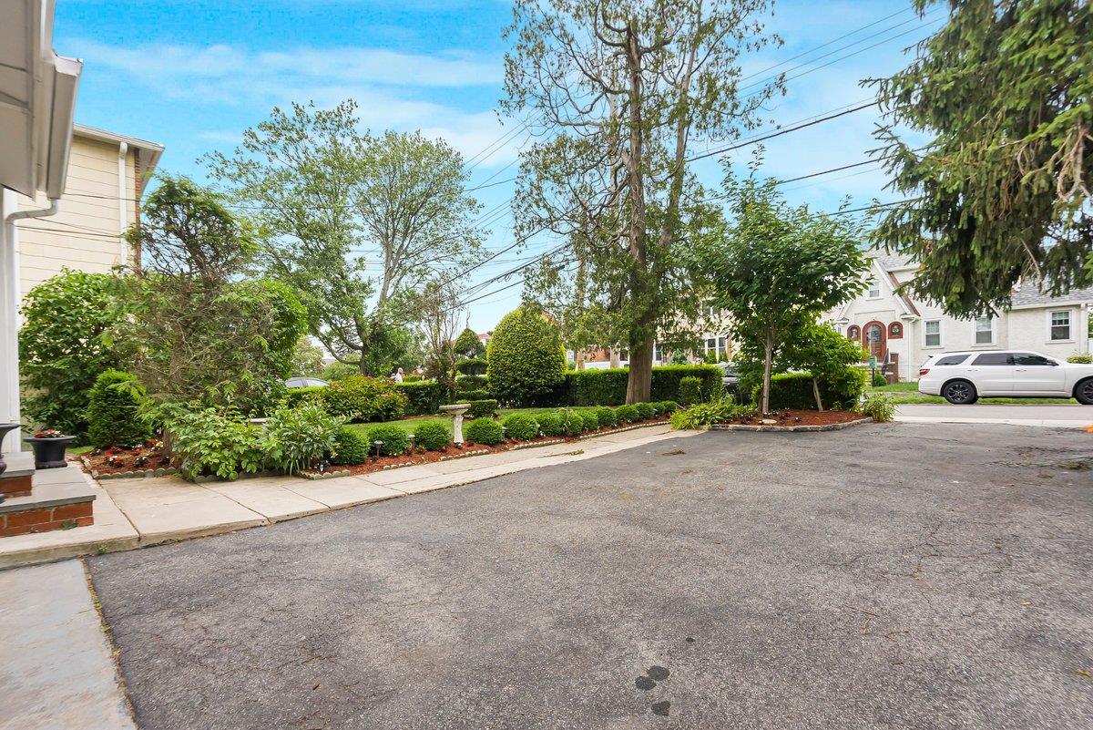 74 Borcher Avenue Property Photo 43