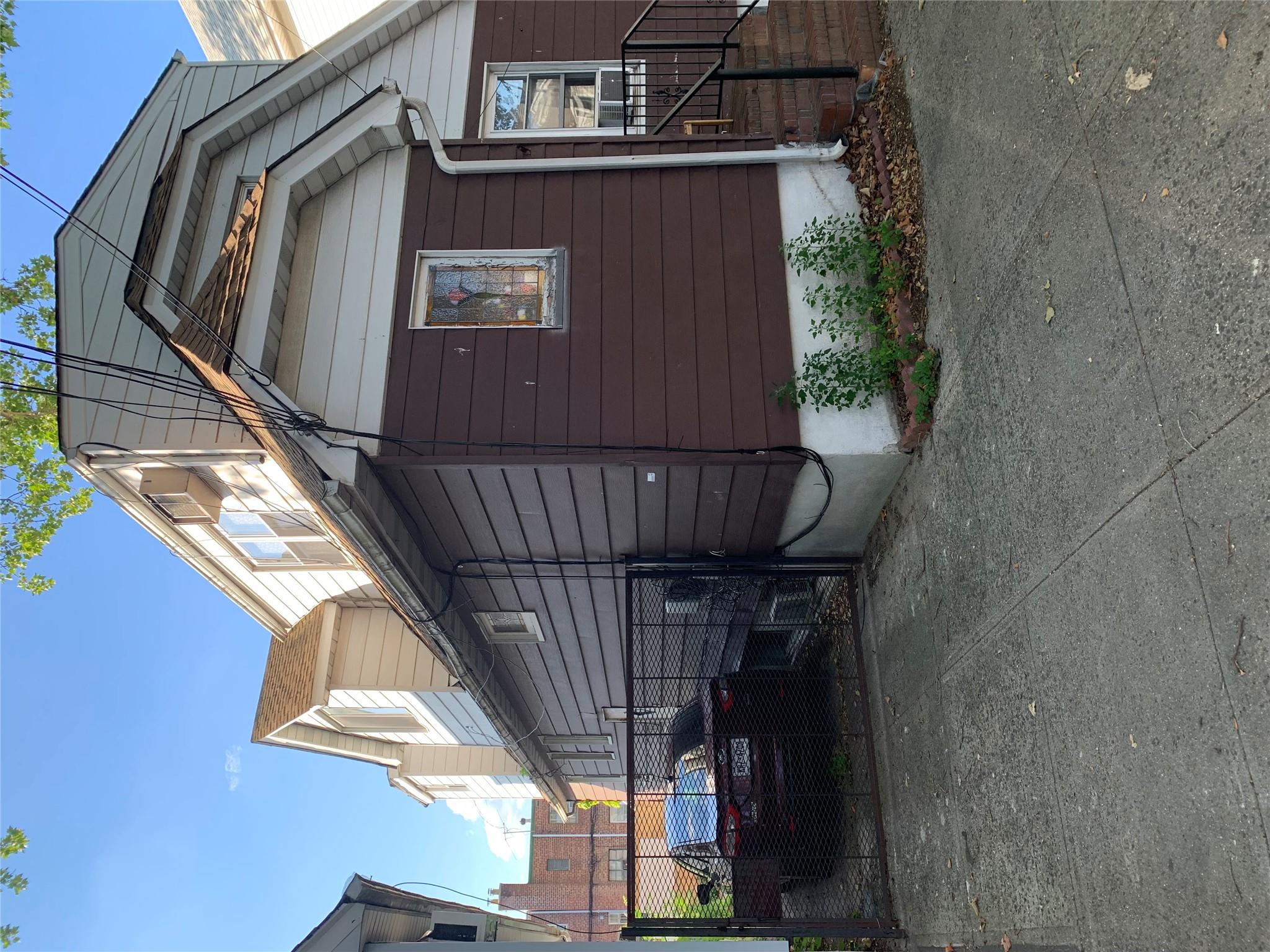 15205 79th Avenue Property Photo 2