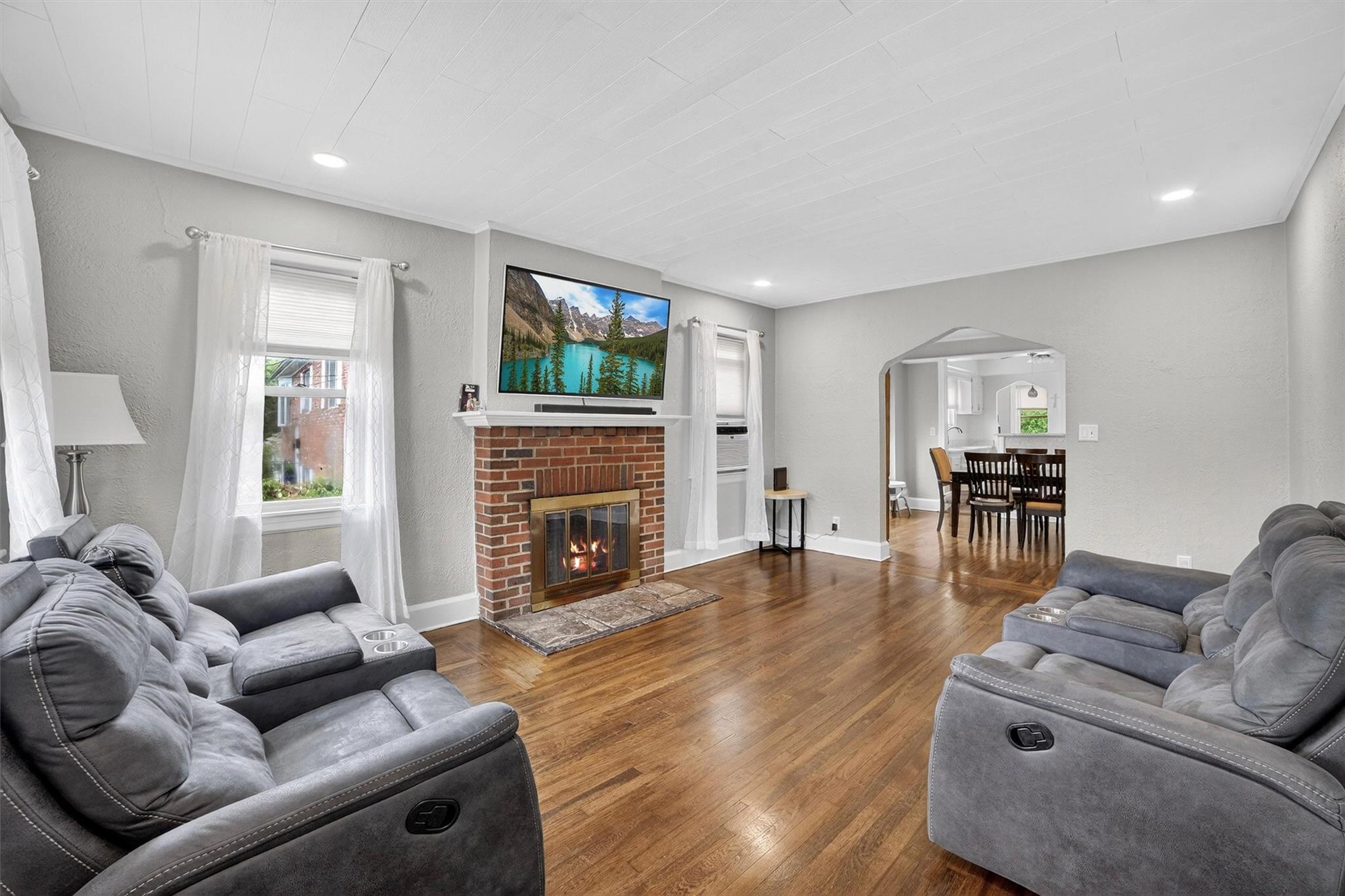 42 Homewood Avenue Property Photo 1