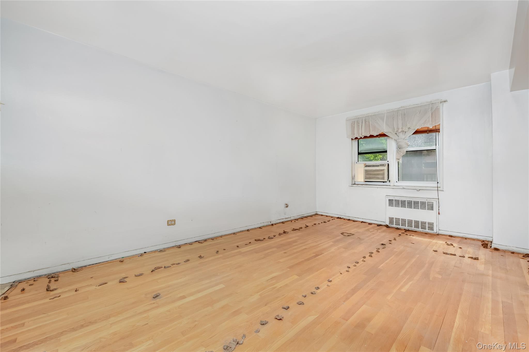 92-31 57th Avenue 2j Property Photo 15