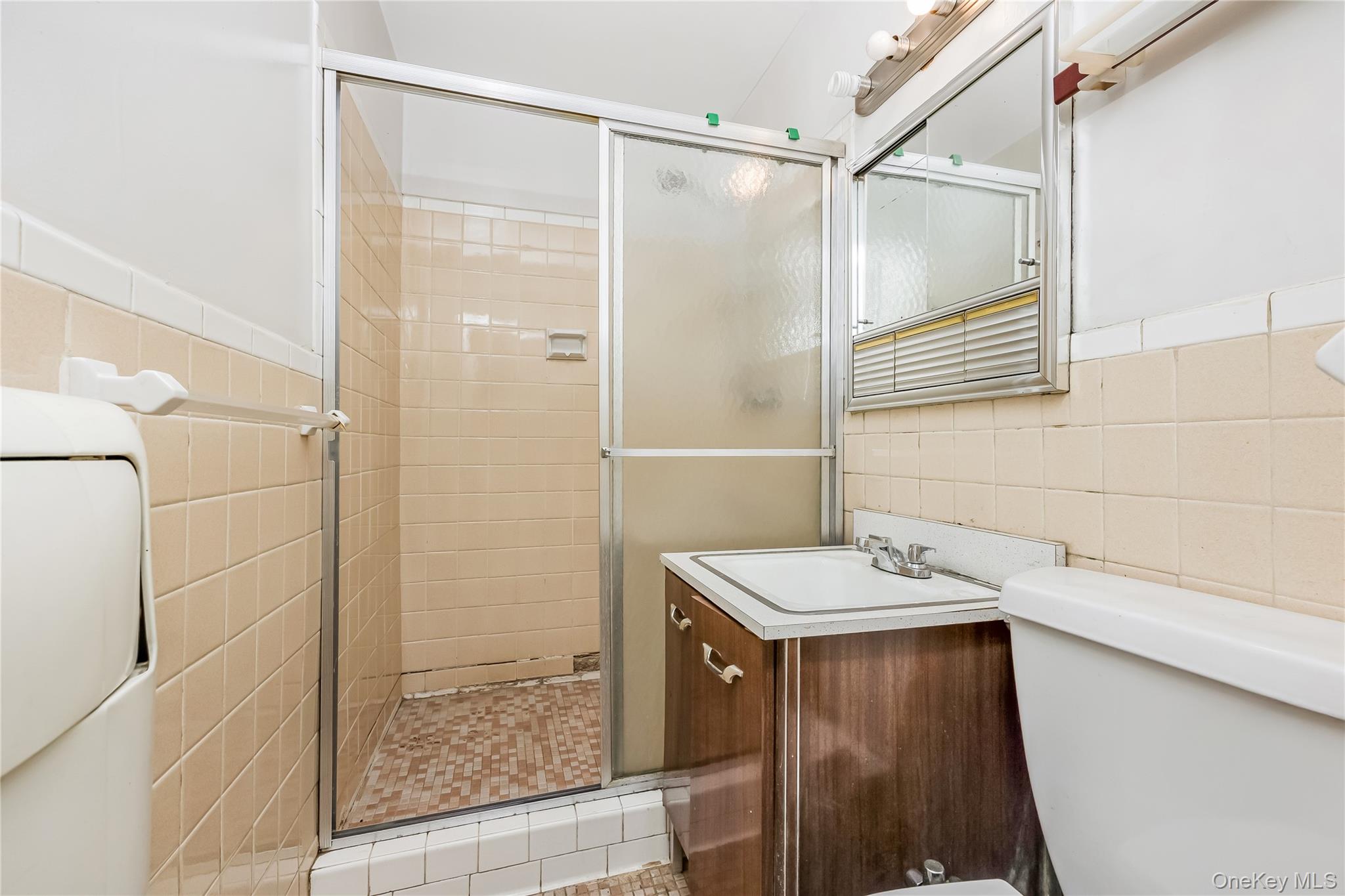 92-31 57th Avenue 2j Property Photo 21