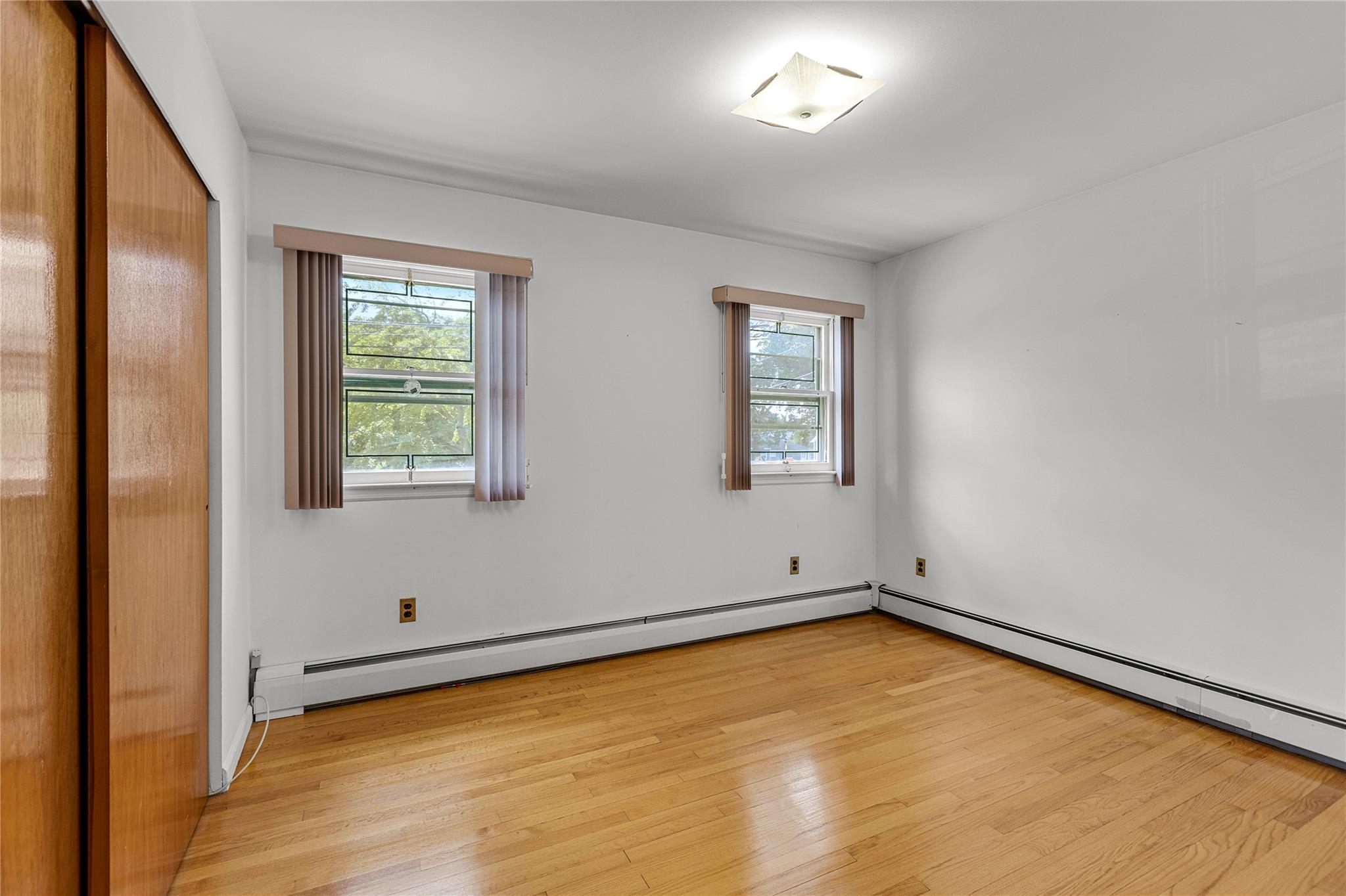15 Pinelawn Avenue Property Photo 11