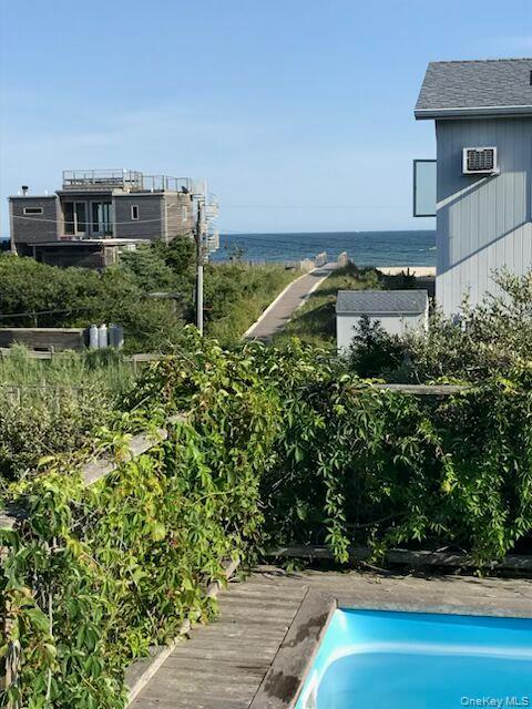 445 Sail Walk Property Photo 2