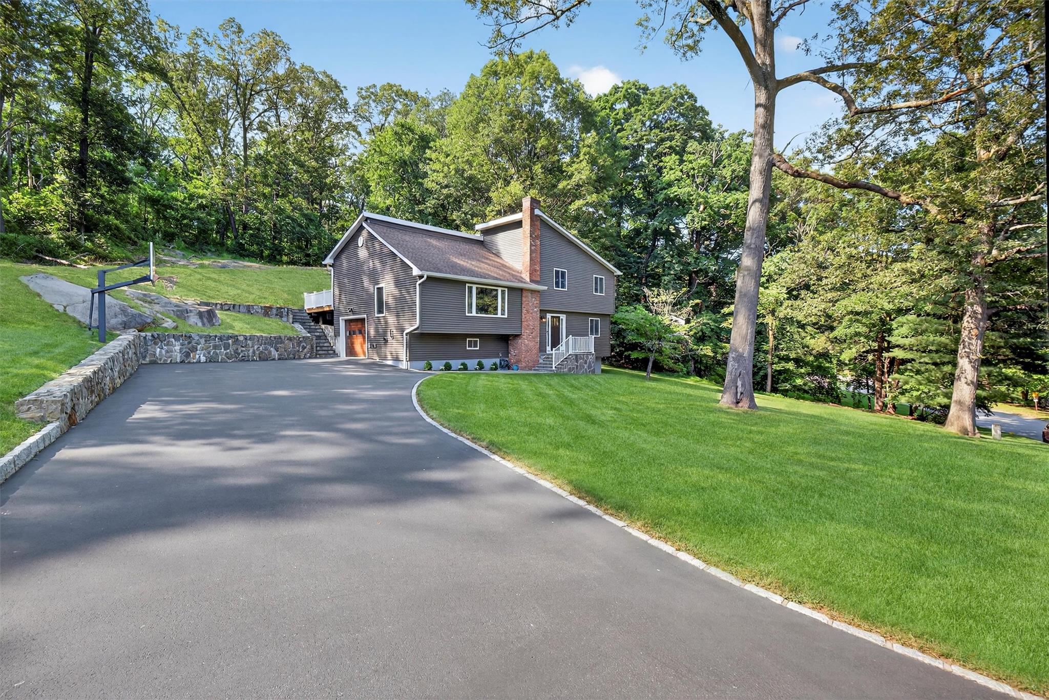 28 Di Rubbo Drive Property Photo 1
