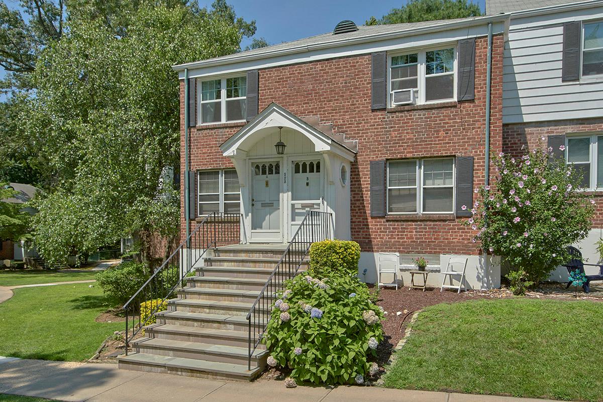 2 Peck Avenue 223b Property Photo 1