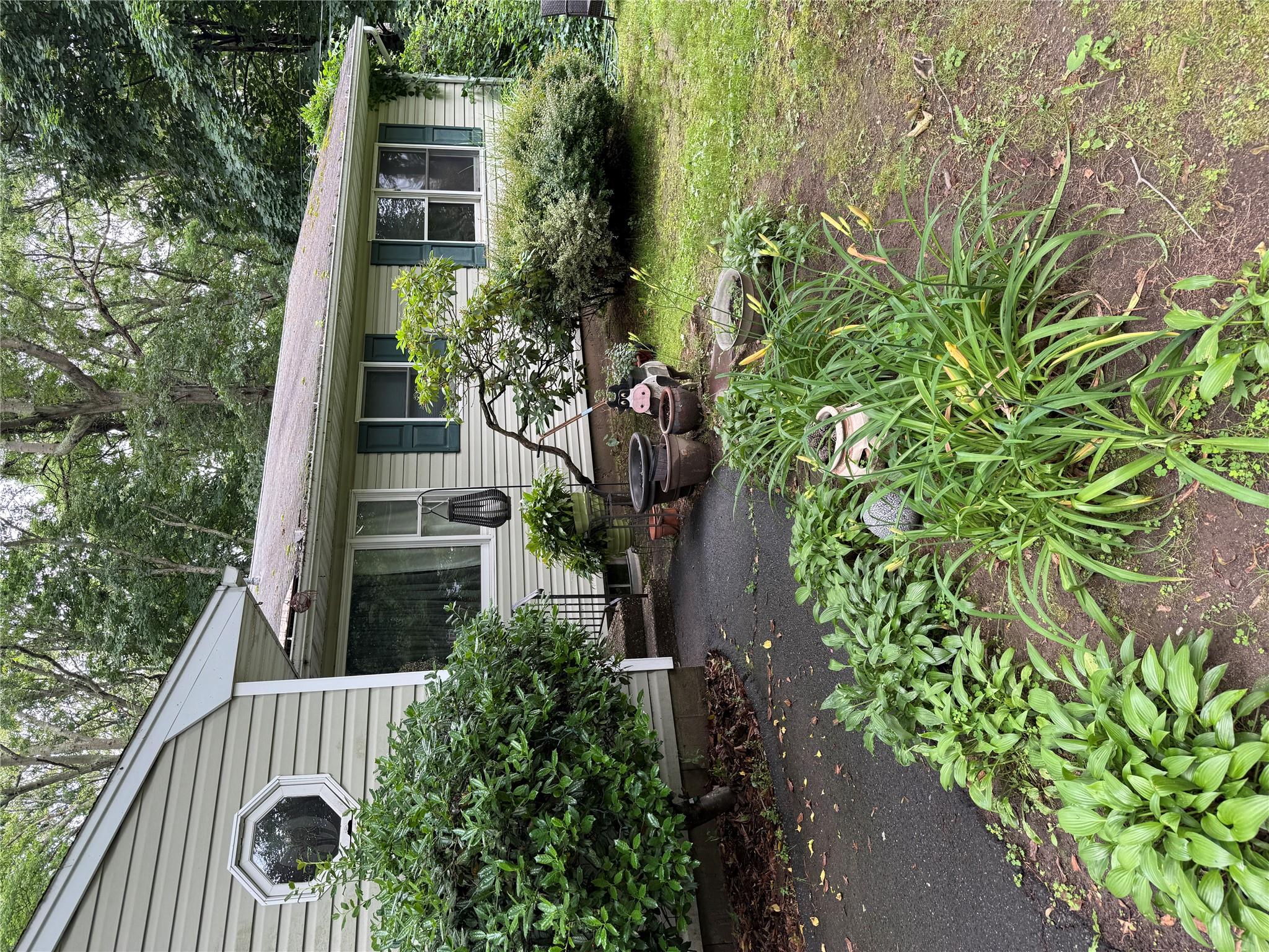 225 Tyler Avenue Property Photo 1