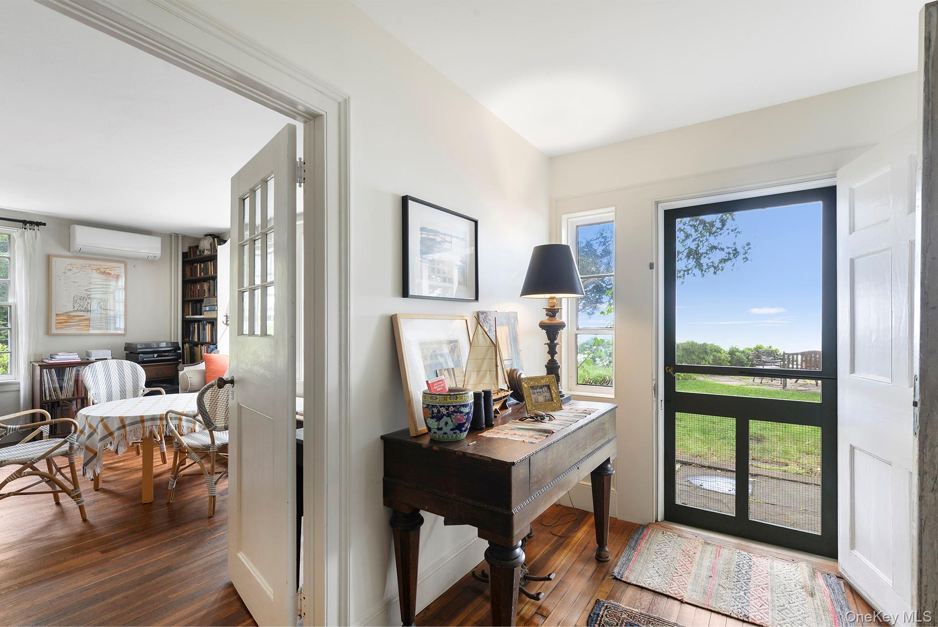 884636 Property Photo 5