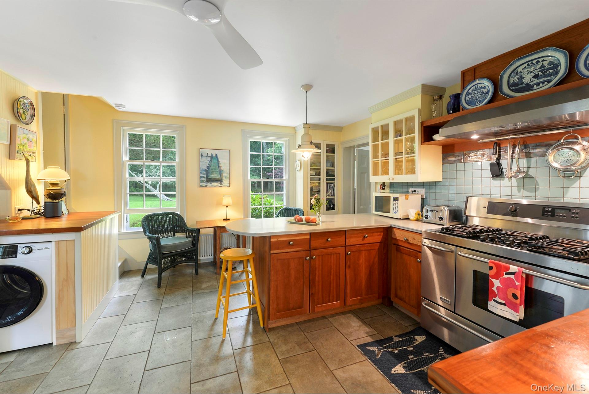 884636 Property Photo 7