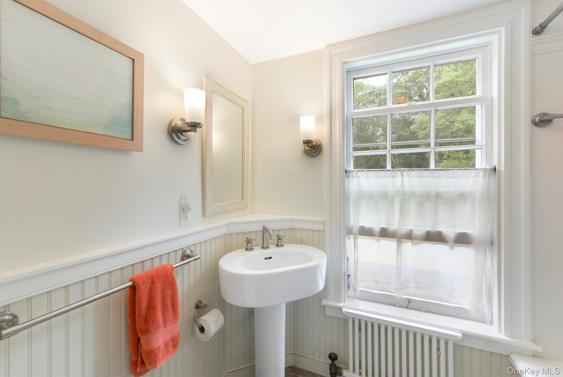 884636 Property Photo 11