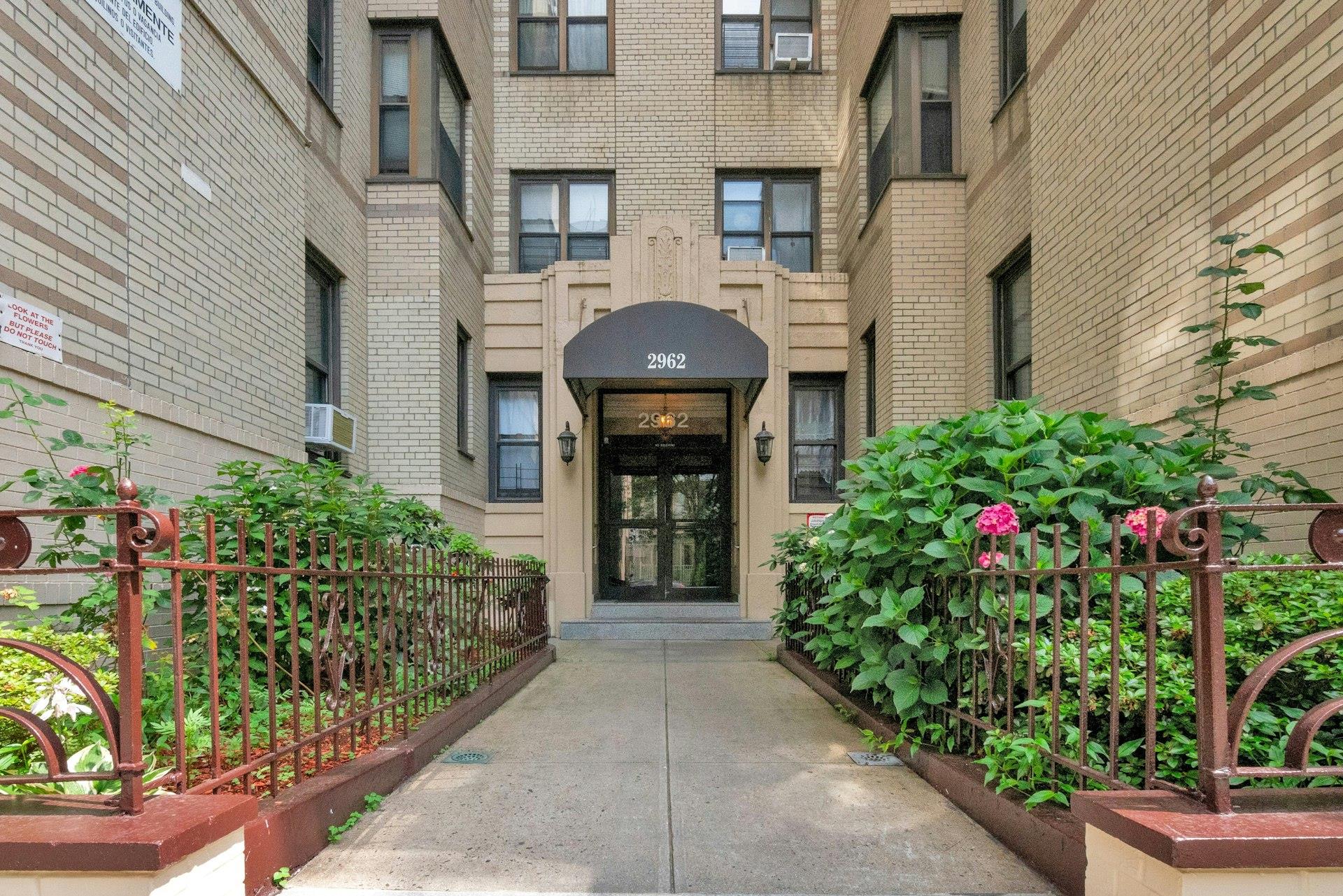 2962 Decatur Avenue 1c Property Photo 1