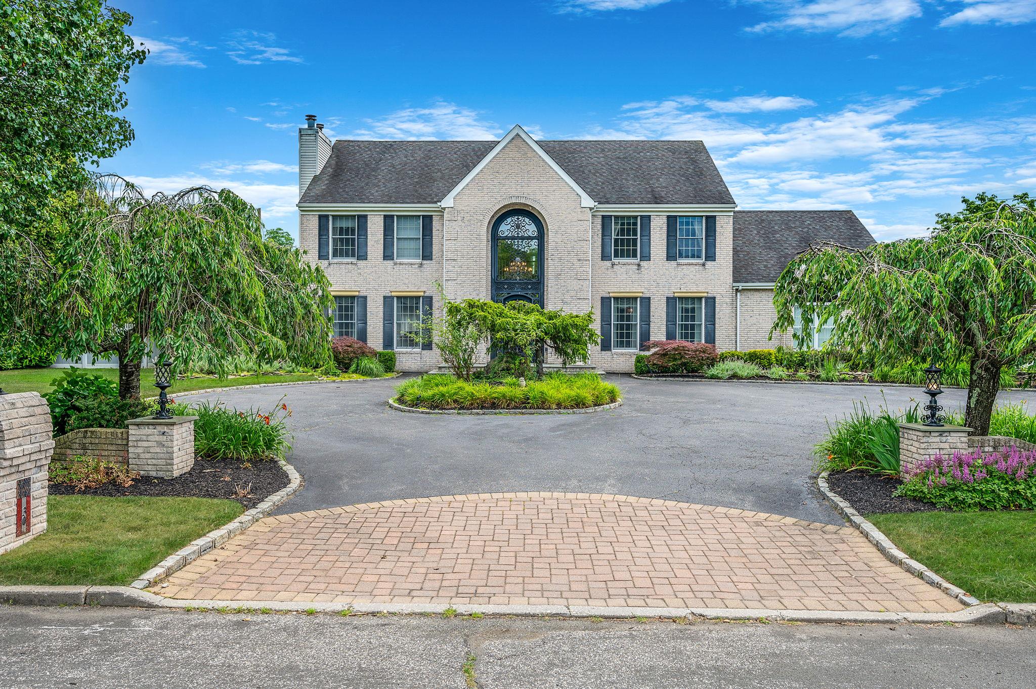 30 Miller Farms Drive Property Photo 1