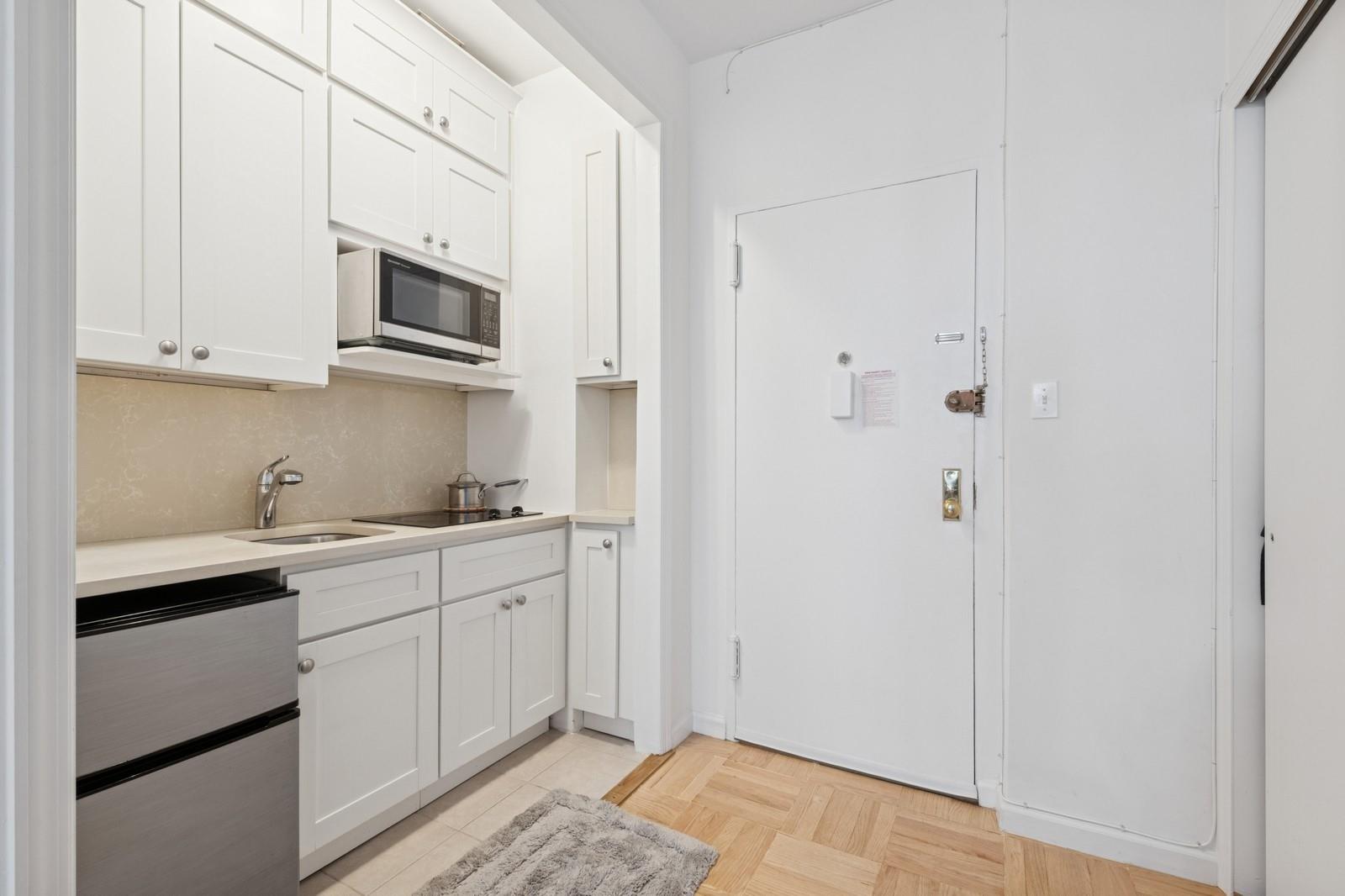 76-26 113th Street 1b Property Photo 4