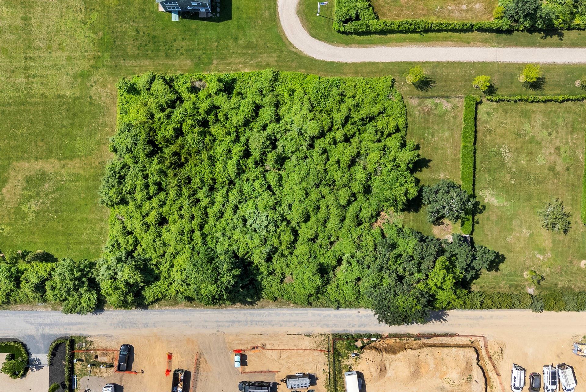 48 Sayres Path Property Photo 3