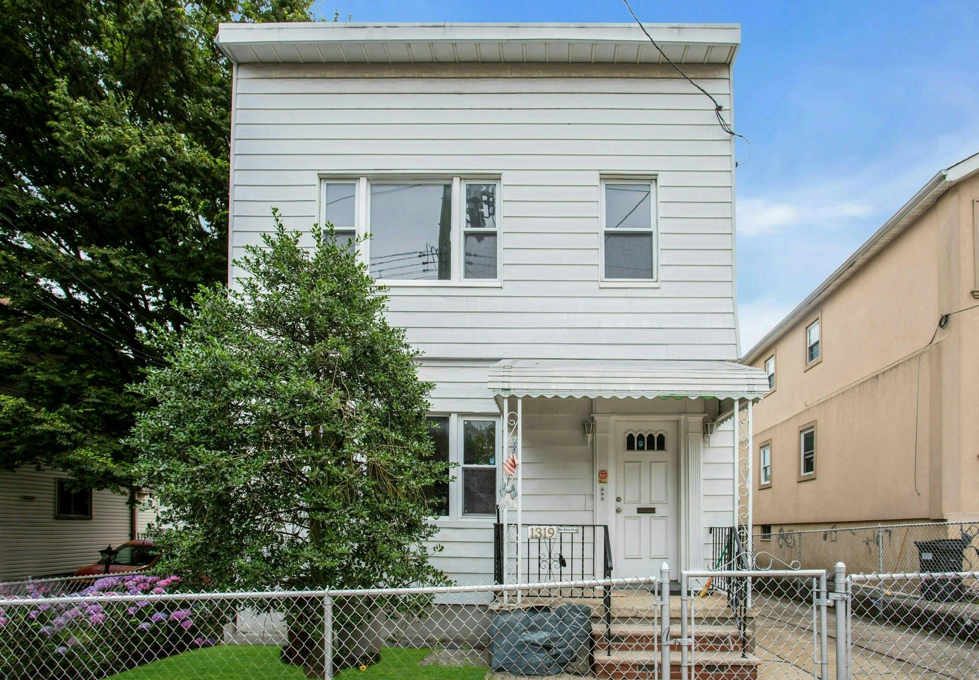 13-19 126 Street Property Photo 1