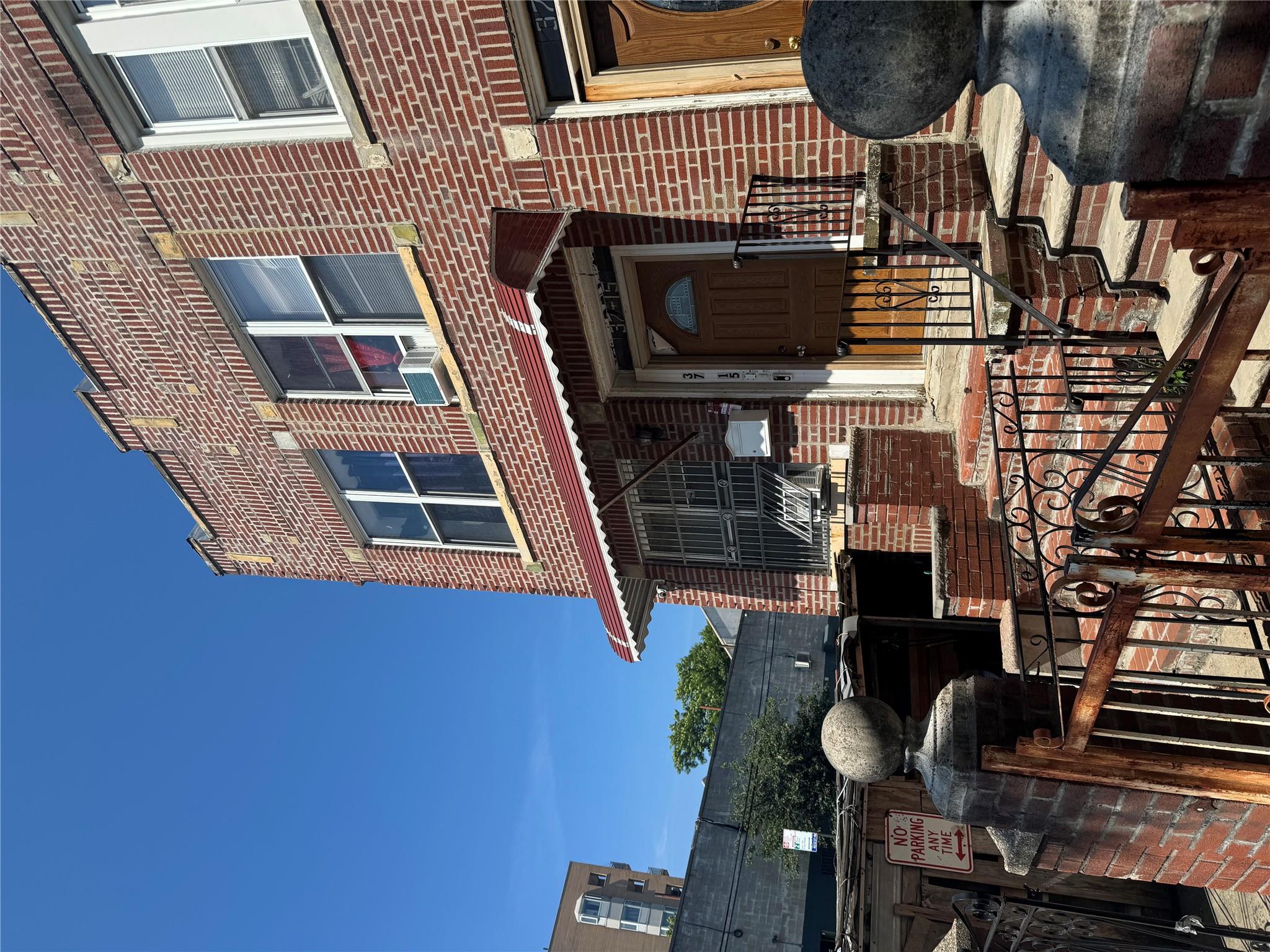 3715 93rd Street Property Photo 7