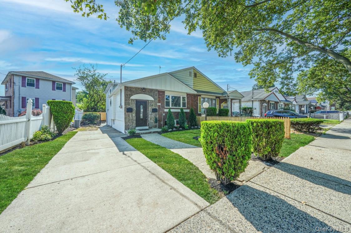 14003 161st Street Property Photo 1