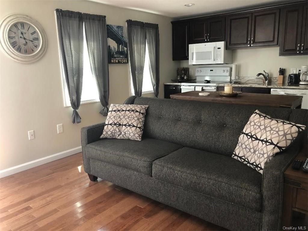 44 Schneider Avenue Property Photo 1