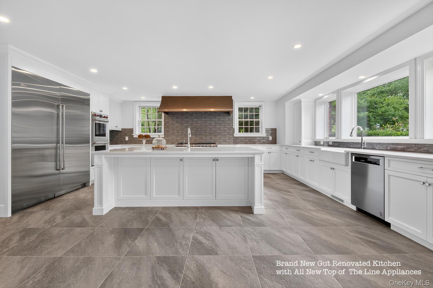 60 Piping Rock Road Property Photo 14