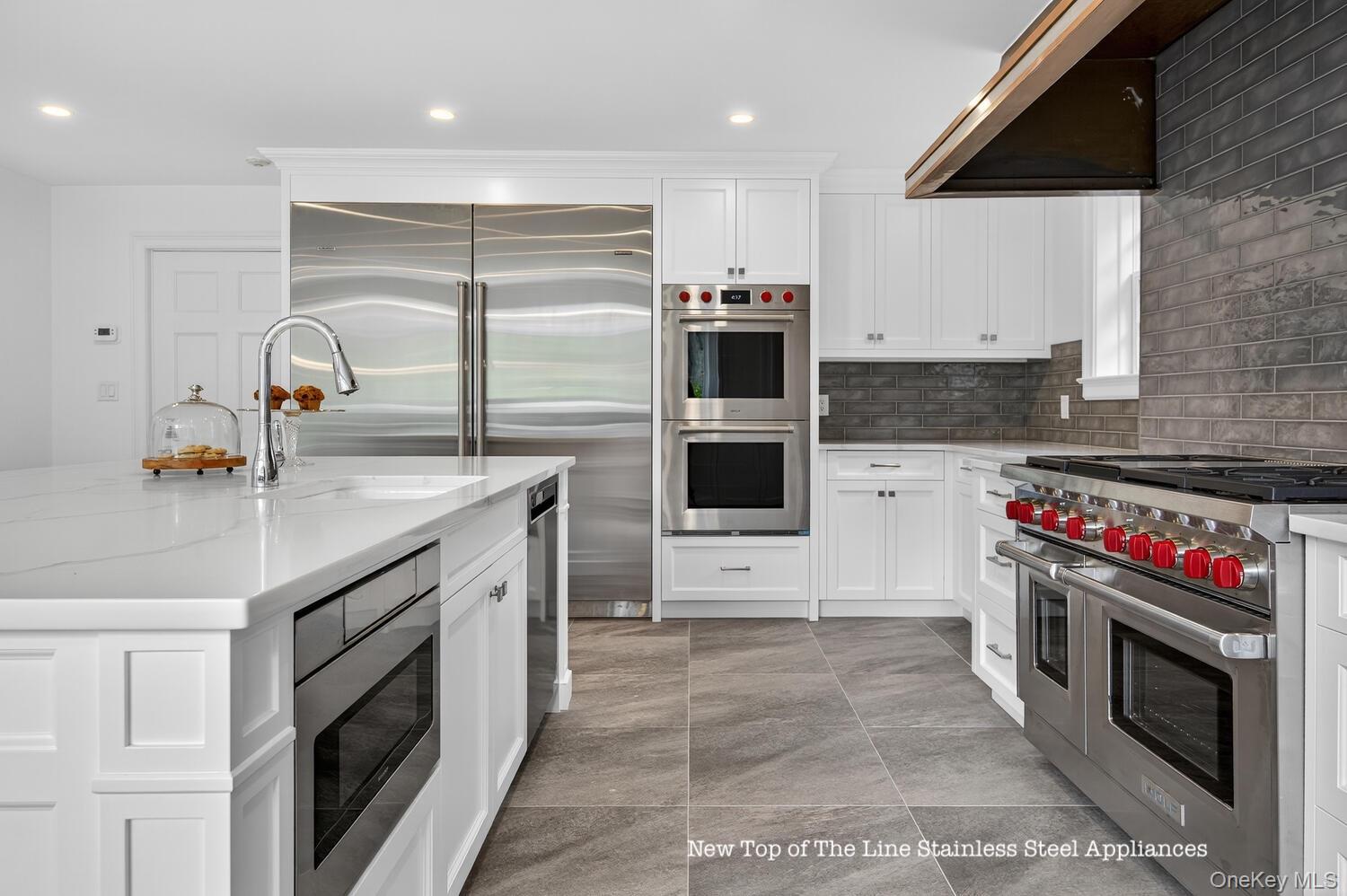 60 Piping Rock Road Property Photo 15