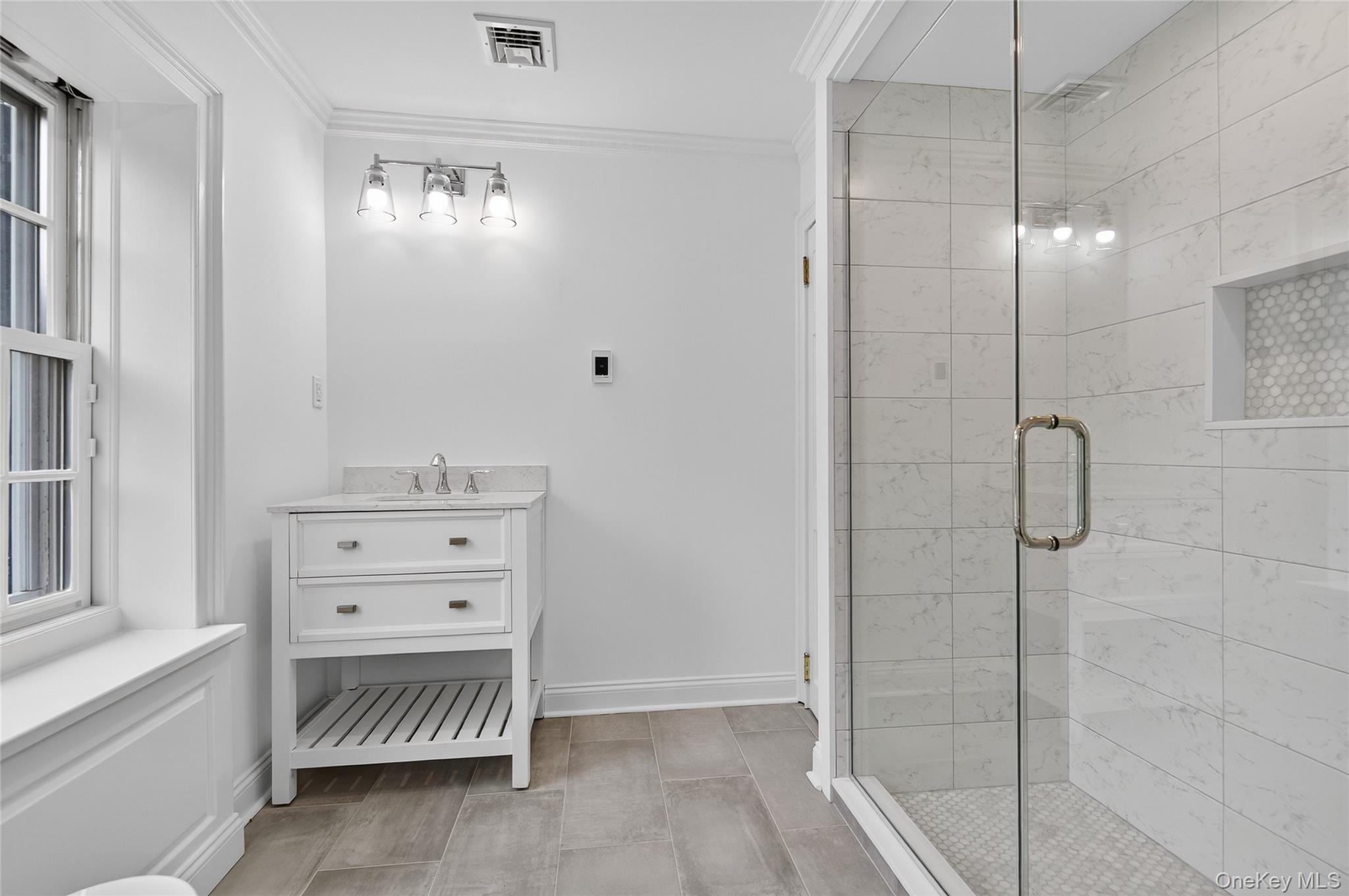 60 Piping Rock Road Property Photo 27