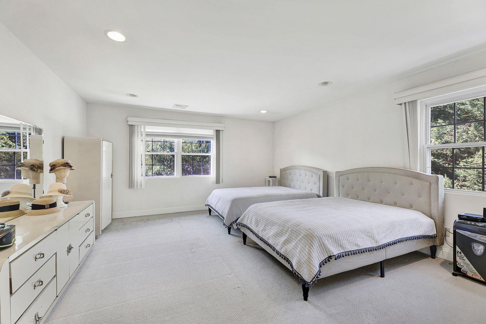 97 Burnham Avenue Property Photo 10