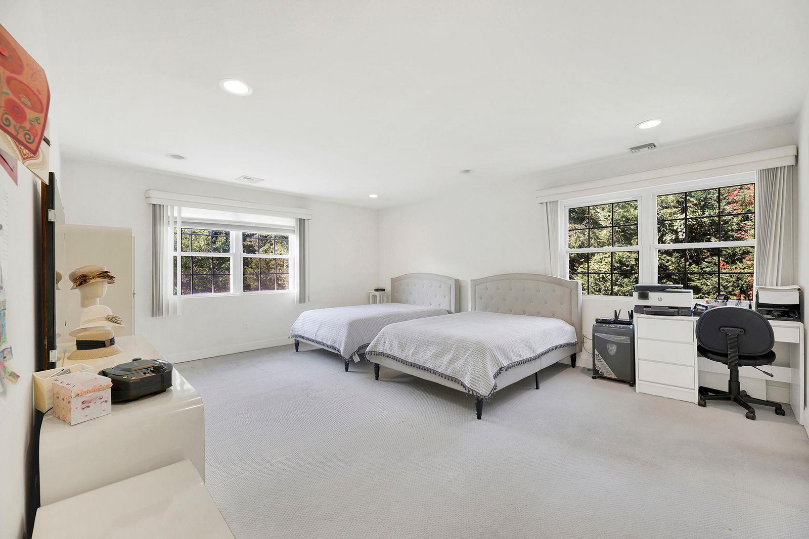97 Burnham Avenue Property Photo 11