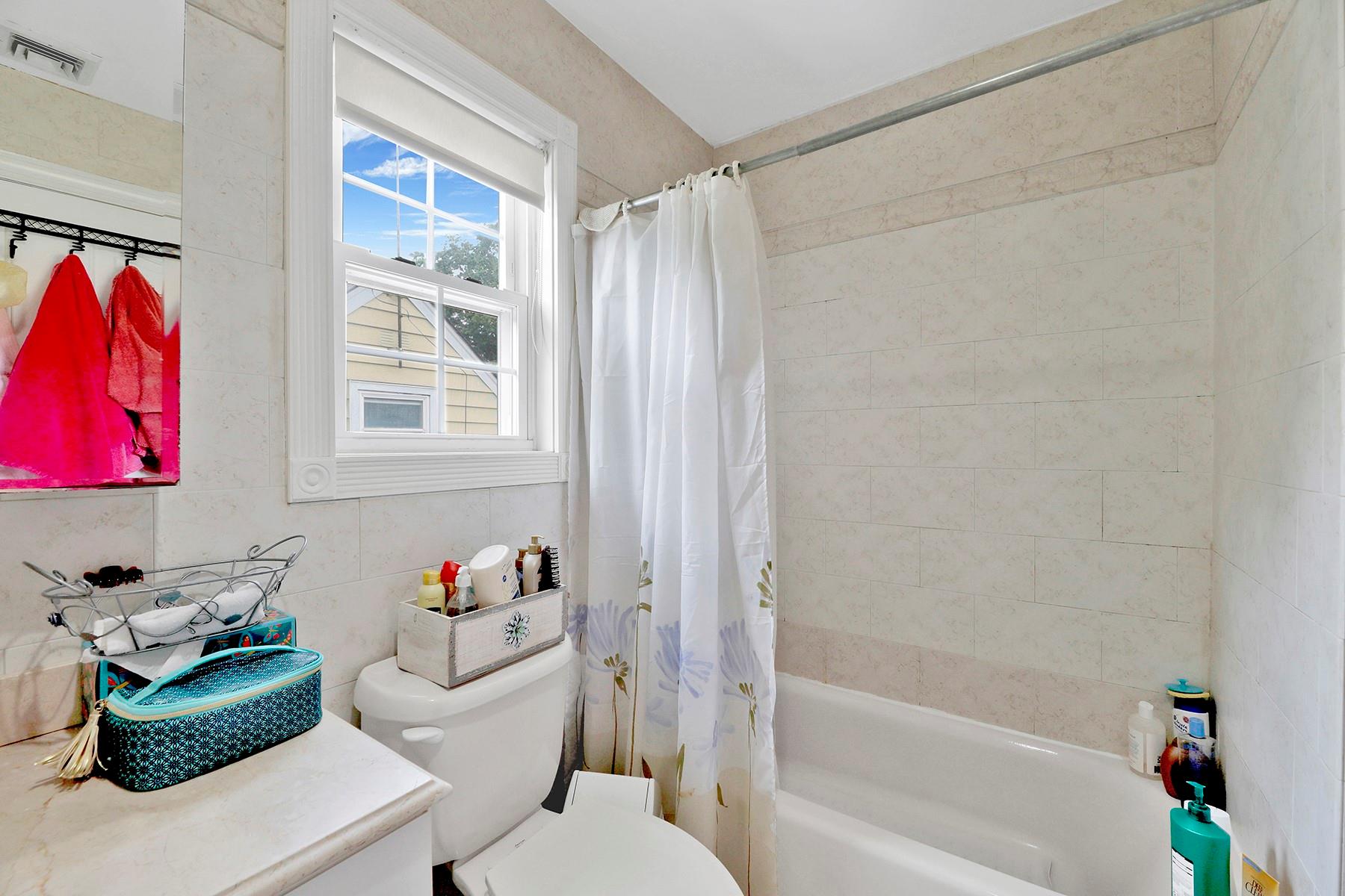 97 Burnham Avenue Property Photo 20