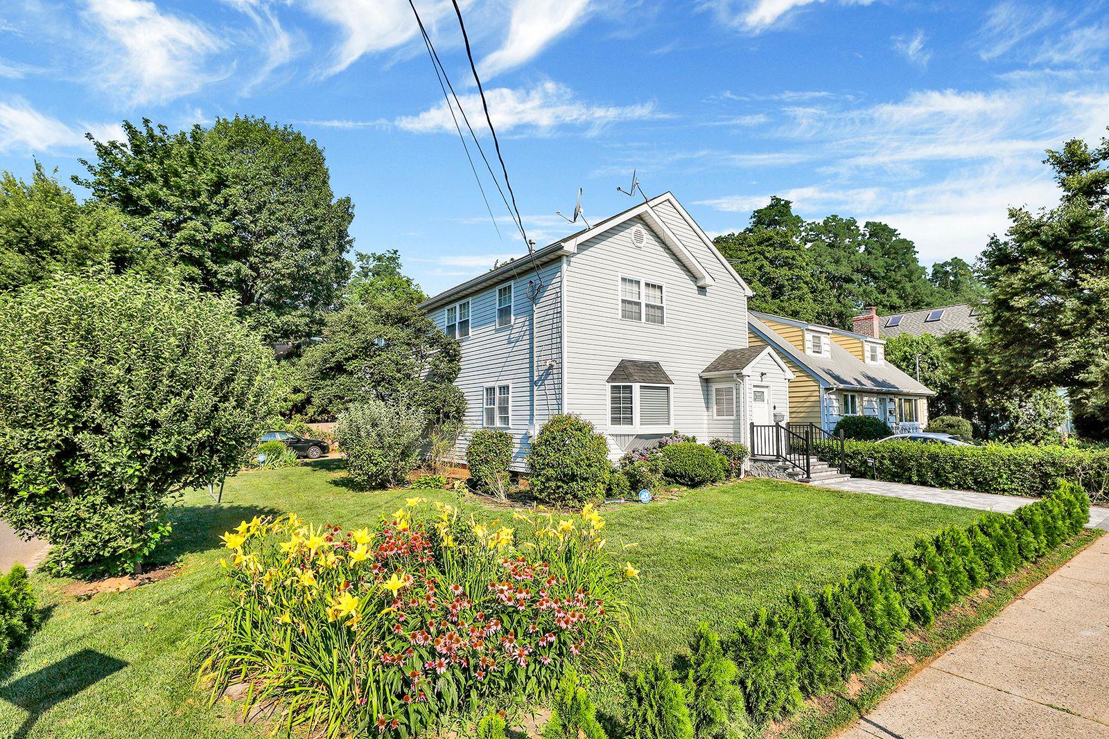 97 Burnham Avenue Property Photo 23