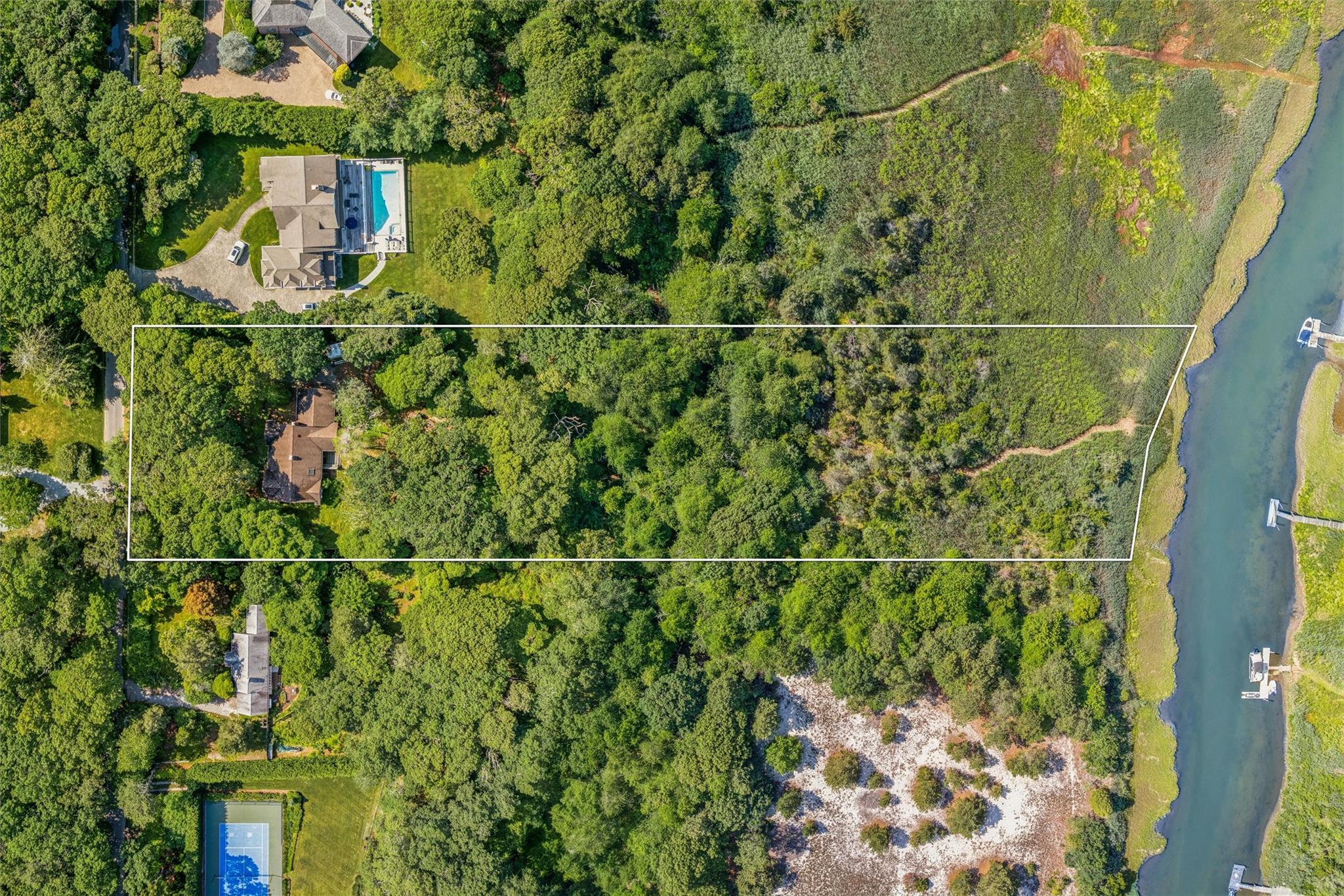 27 Jagger Lane Property Photo 4